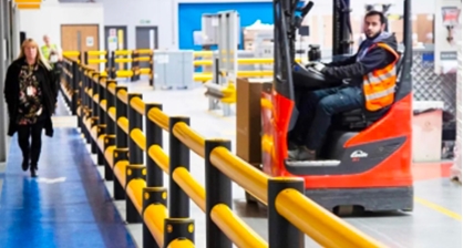 Ako vybrať správne bezpečnostné zábrany: sprievodca pre sklady, výrobné a logistické centrá