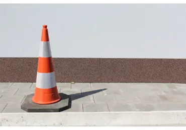 Dopravný kužeľ, cestný kužeľ Highway - 2× reflexný pruh triedy 2