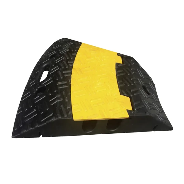 Káblový prejazd, most 10 t, rohový diel 30° – 250×500×65 mm, žlto-čierna