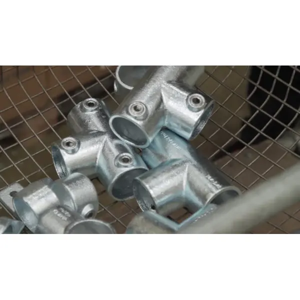 Konštrukčný fiting, spojka oceľových rúrok pr. 33,7 mm – Uhlový spojovací kríž 176-B34