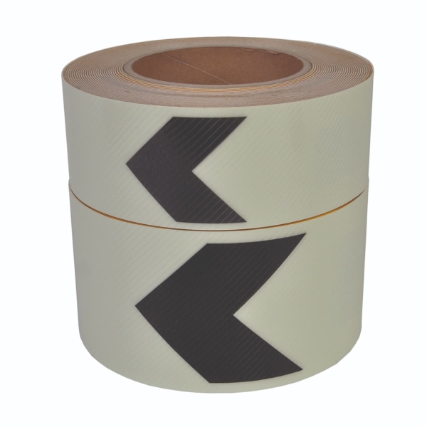 Luminiscenčná podlahová a nástenná páska, indikátor smeru – protišmykové PVC, čierna, 25 mm × 10 m