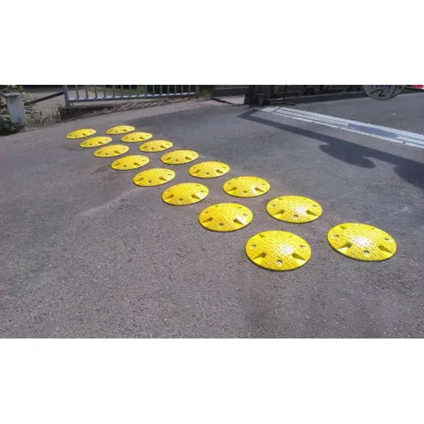Malý spomaľovací vankúš, retardér 20 km/h, žltý