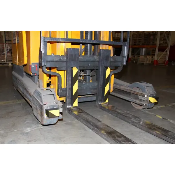 Mobilný magnetický narazník pre manipulačnú techniku Bumper Medium, rovný – 400×50×50 mm