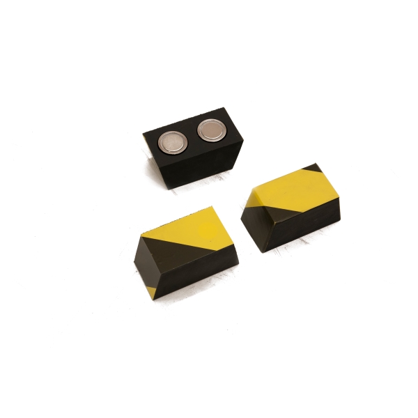 Mobilný magnetický nárazník pre manipulačnú techniku Bumper Mini – 100×50×50 mm