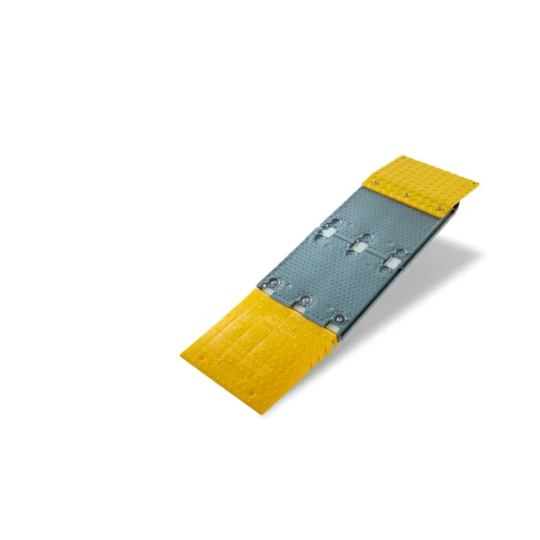Modulárna nájazdová rampa – nosnosť 2 t, 1450×400×79 mm, žlto-sivá