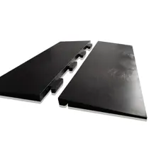 Nábehová lišta StandardRecycled z recyklovaného PVC – 445×150×3–15 mm, hladký povrch, antracit