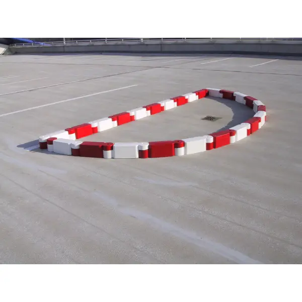 Obrubník z recyklovanej gumy Twist – biela, 580 mm