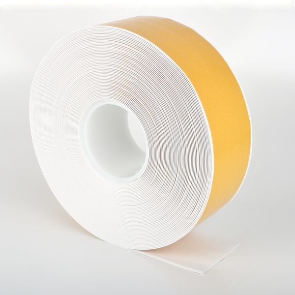 Odolná podlahová páska WT-500 so skosenou hranou – PVC, biela, 75 mm × 10 m