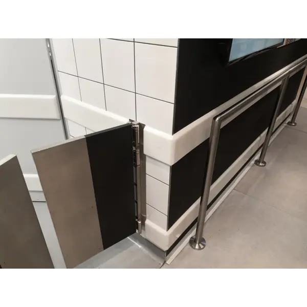 Okopová doska WallProtec Hygienic so skosenou hranou – plast, biela/mliečna, 2000×195 mm (2×/2×)