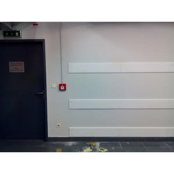 Okopová doska WallProtec Hygienic so skosenou hranou – plast, biela/mliečna, 2000×195 mm (2×/–)