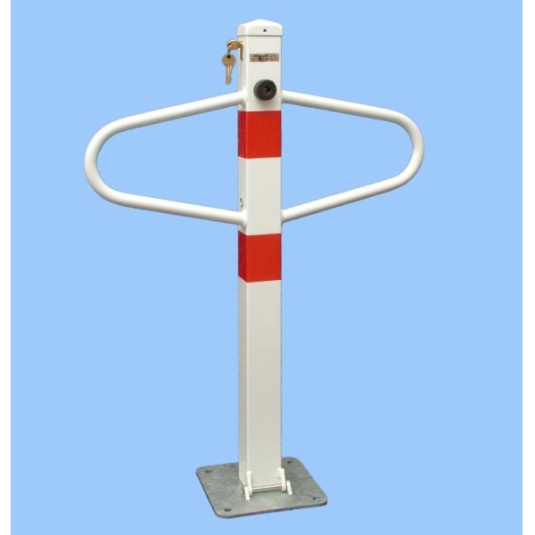 Parkovací stĺpik MOTÝLIK – oceľ, bielo-červená, 800×590 mm, sklopný, zámok FAB