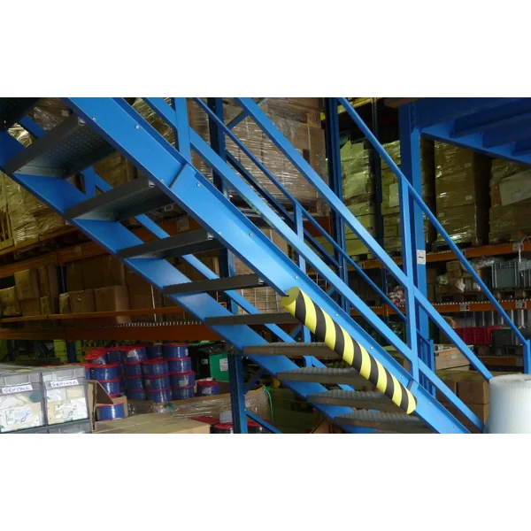 Penový ochranný varovný samolepiaci profil SoftBumpers pre oceľové nosníky – 980 × pr. 100 mm, žlto-čierna