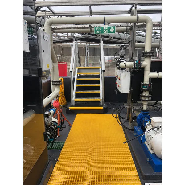 Pochozia rohož na ploché strechy Mats4Roof – PVC, 910×14 mm, rolka 10 m, žltá