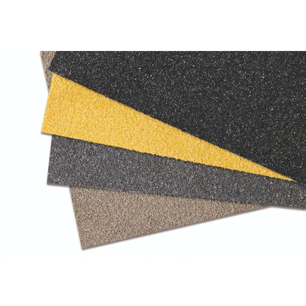 Protišmyková sklolaminátová doska GRP Medium – extrémne zaťaženie, 750×1000 mm, húbka 4,2 mm, čierna