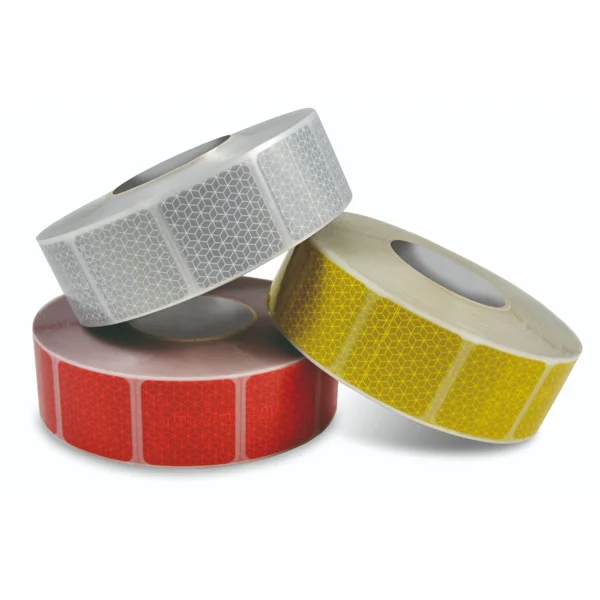 Reflexné značenie nákladných vozidiel a prívesov WT-5218 – polyprepylen, nálepky, žlté, 50 mm × 50 m