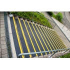 Sklolaminatový protišmykový profil na hranu schodu, GRP Medium – široký, 230×800×30 mm, tl.3,8 mm, čierny