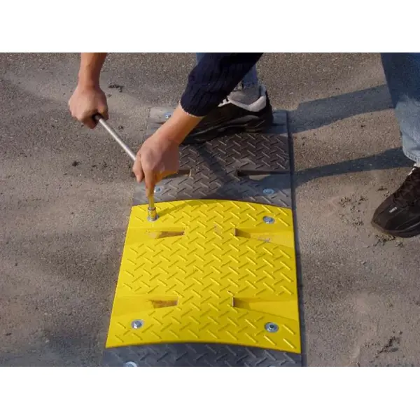 Spomaľovací prah – retardér 20 km/h, priebežný diel, žltá
