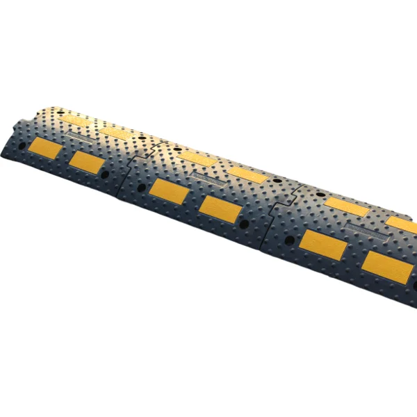 Spomaľovací prah, retardér s reflexnými prvkami LP300, priechodný diel – 500×300×55,6 mm, čierno-žltá