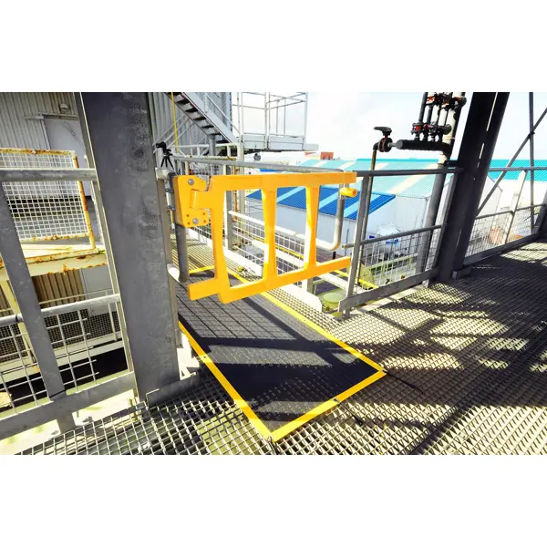 Úchyt pre guľatý profil pre samouzatváraciu bezpečnostnú bránku SafeGate