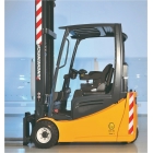 Vysoko reflexné výstražné značenie WT-5219 – 100 mm × 5 m, červeno-biela, smer doľava