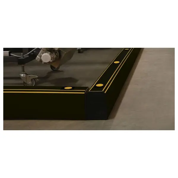 Zábrana paliet a vidlic vysokozdvižných vozíkov A-SAFE, ForkGuard Kerb Barrier – 185×130×1565 mm, čierna